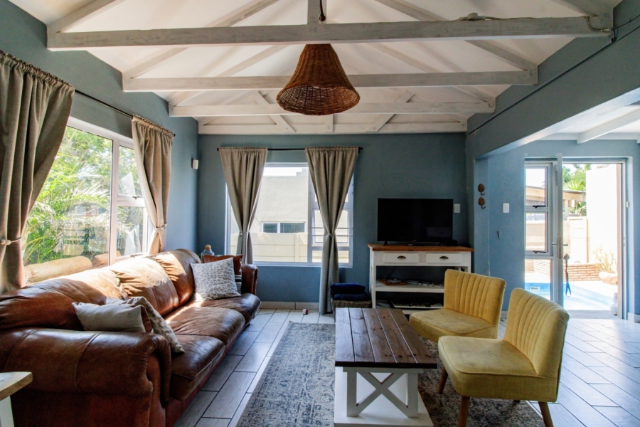 3 Bedroom Property for Sale in Beacon Bay North Eastern Cape